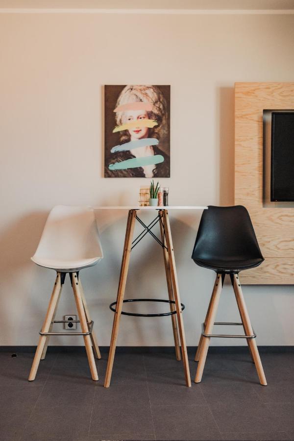 شقة Beautiful New Studio, 400M From The Square بلزن المظهر الخارجي الصورة
