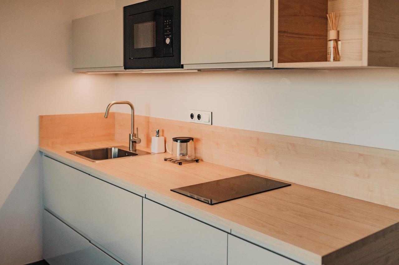 شقة Beautiful New Studio, 400M From The Square بلزن المظهر الخارجي الصورة