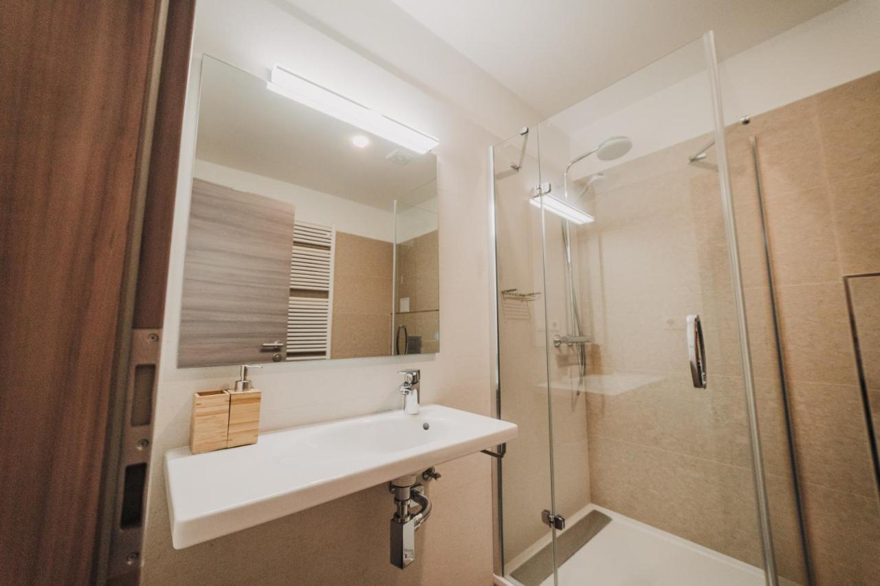 شقة Beautiful New Studio, 400M From The Square بلزن المظهر الخارجي الصورة